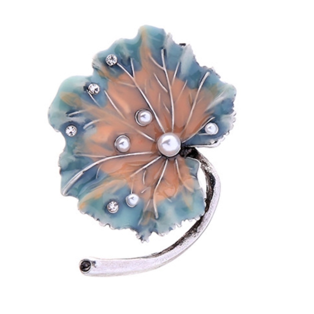 Blue Pink Leaf Brooch With Imitation Pearls: Nature's Beauty Enhanced